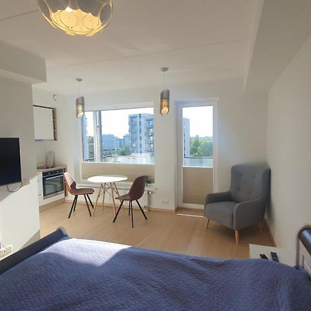 Heli Apartment تالين الغرفة الصورة